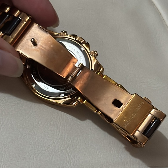 Michael Kors Watch-Yellow Gold Toned/Tortoise Band-Pink Face-Crystal Bezel-Box - Picture 9 of 17